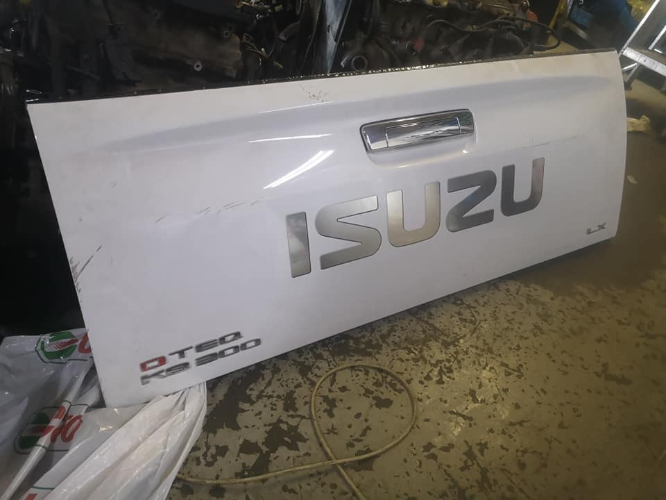 Isuzu Tailgate KB300 