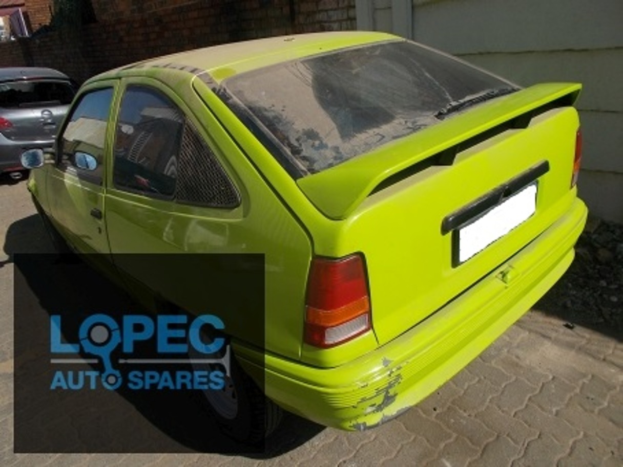 OPEL Kadett GSI