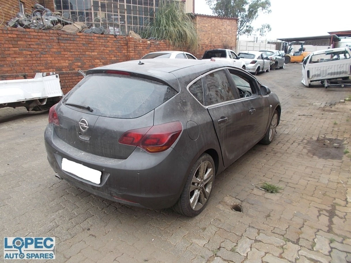 OPEL Astra J