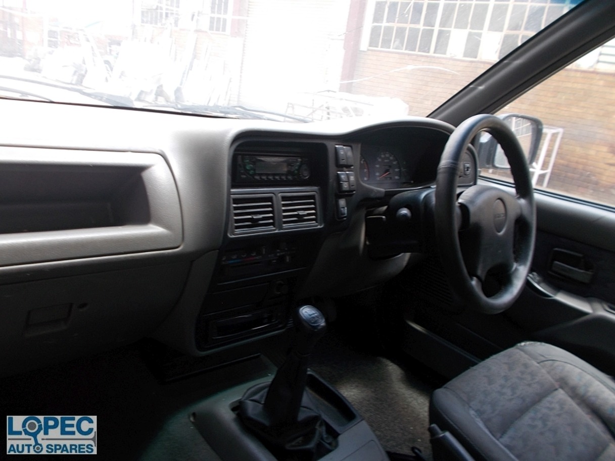 ISUZU KB320 FRONTIER