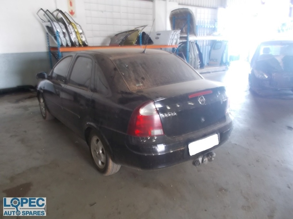 OPEL Corsa Sedan 