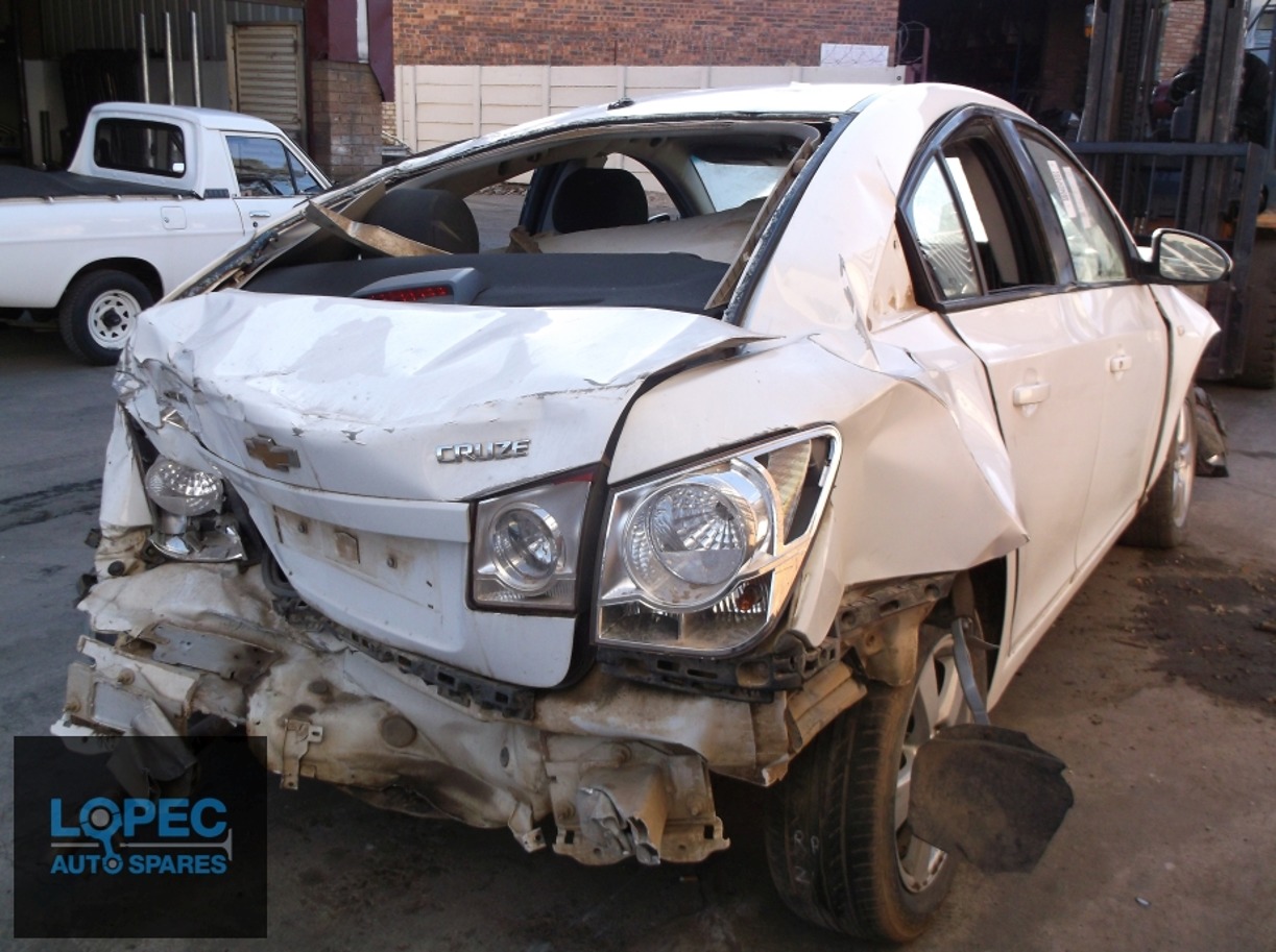 Chevrolet Cruze pre-facelift