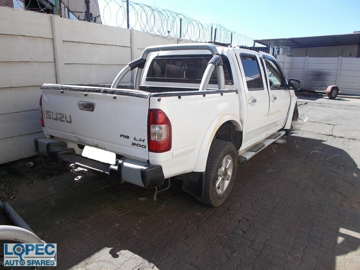ISUZU KB300 LX 