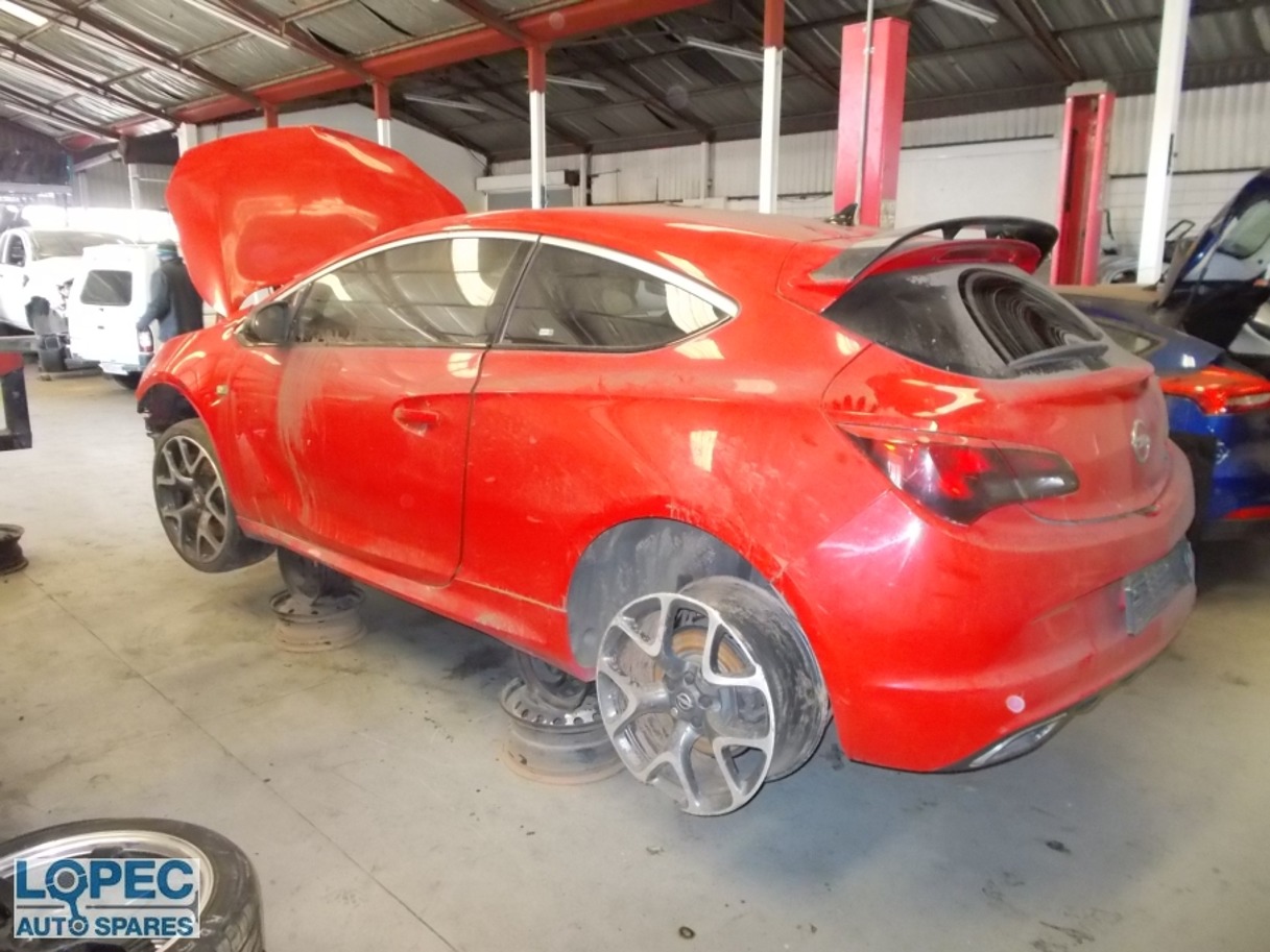 OPEL ASTRA J OPC