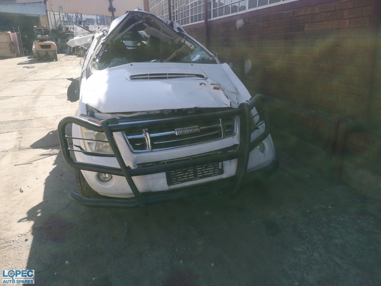 Isuzu  KB300 D-Teq D/cab 