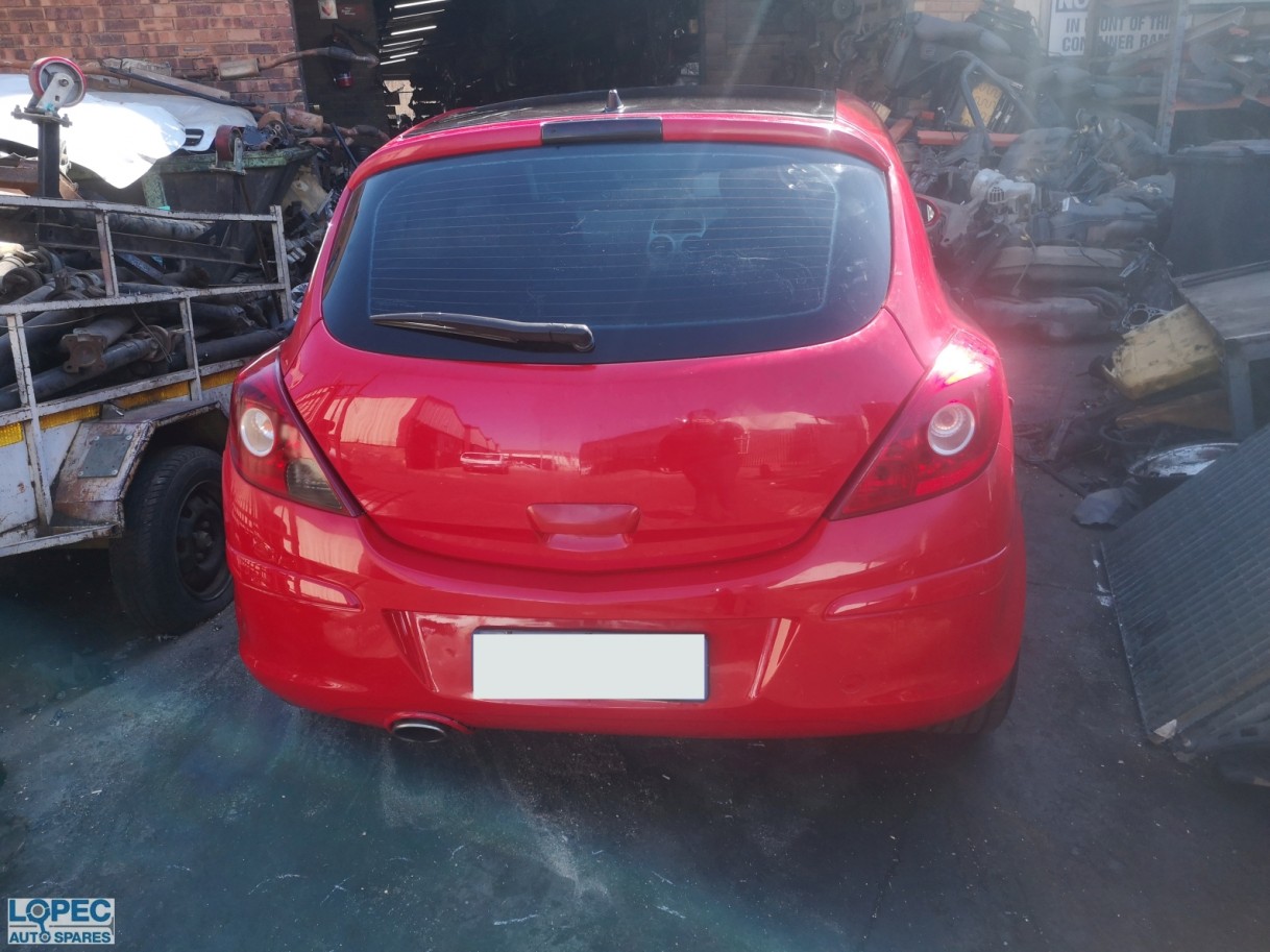 Opel  Corsa D Hatch 