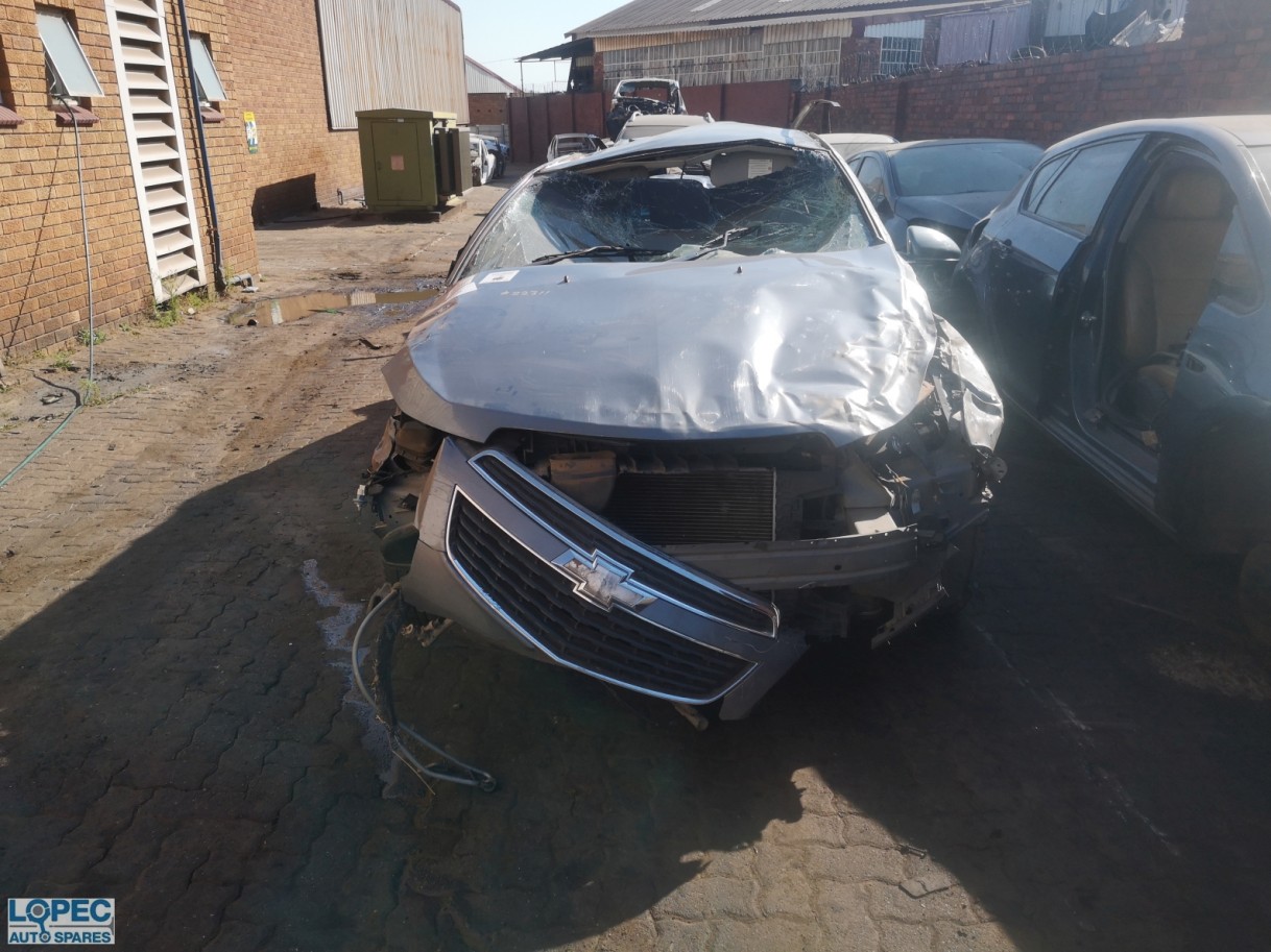 Chevrolet  Cruze 1.6 Sedan 