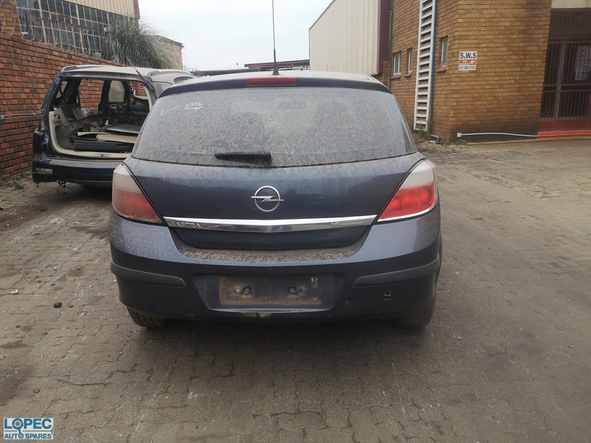 Opel  ASTRA H