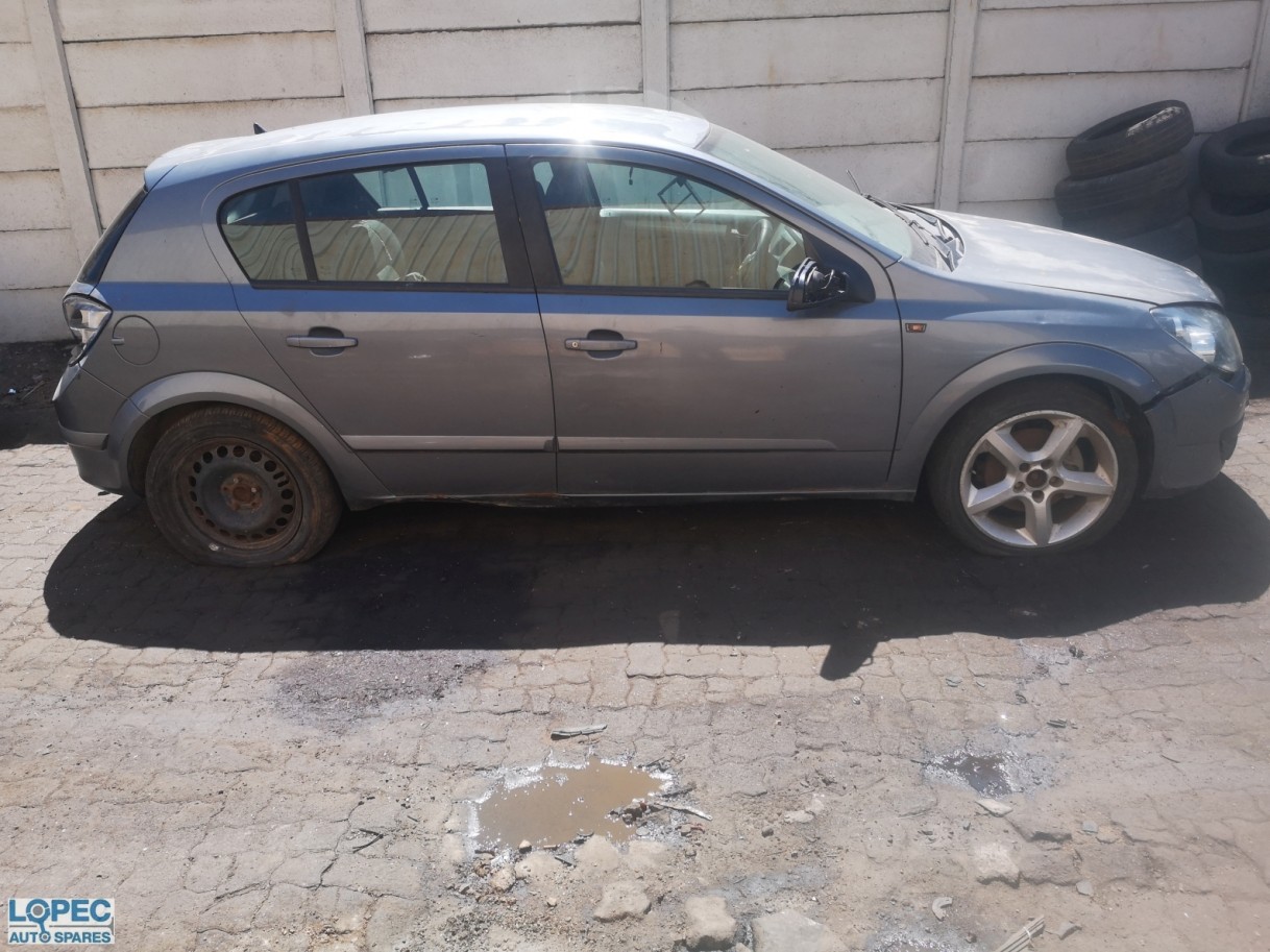 Opel  ASTRA H