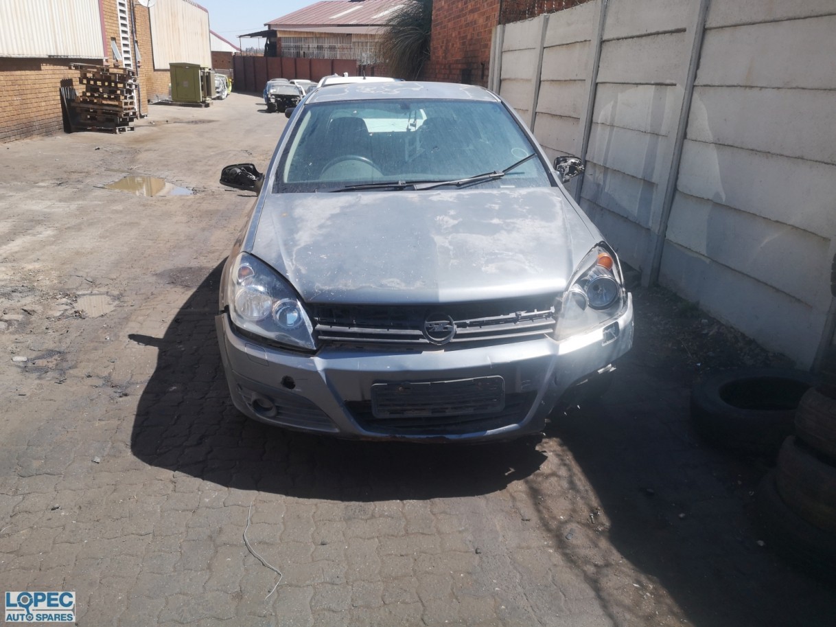 Opel  ASTRA H