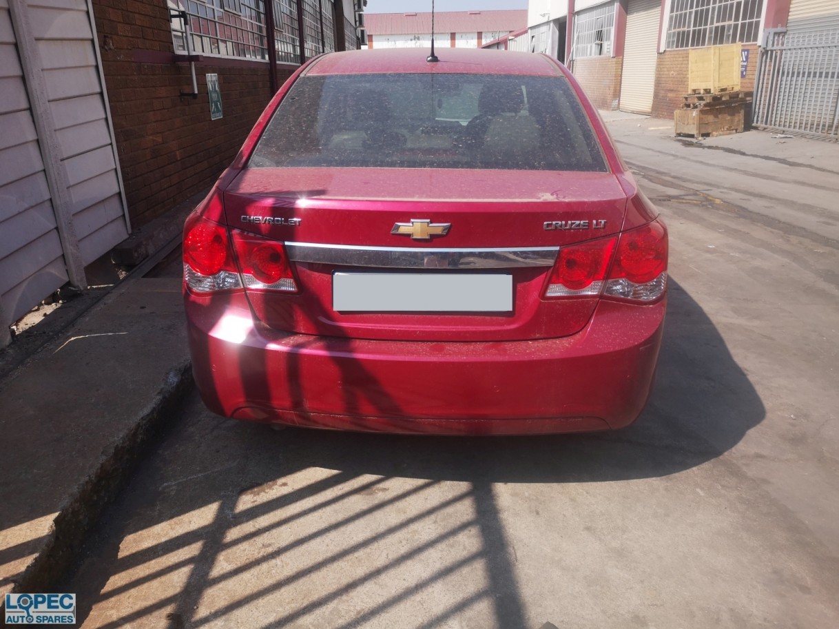 Chevrolet  Cruze Sedan 