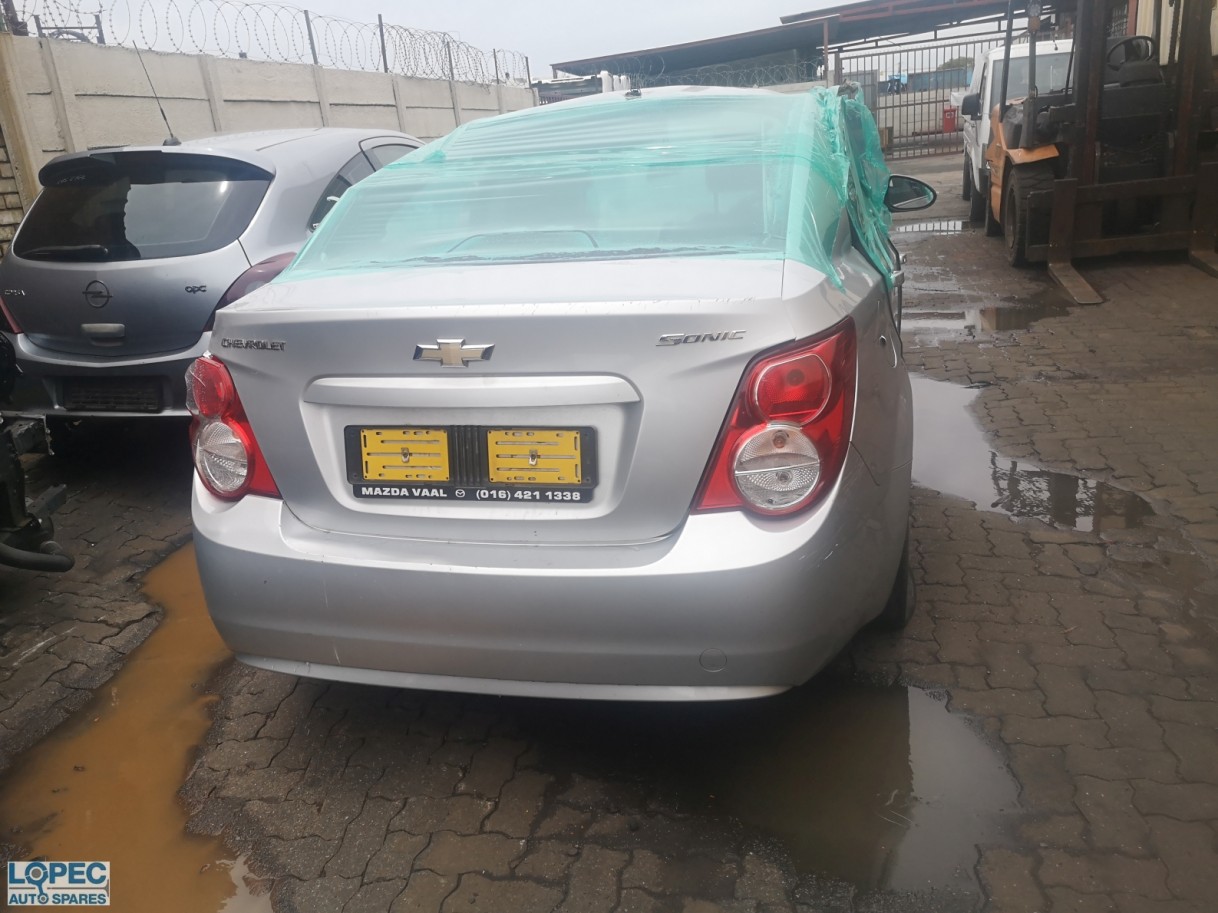 Chevrolet Sonic Sedan 