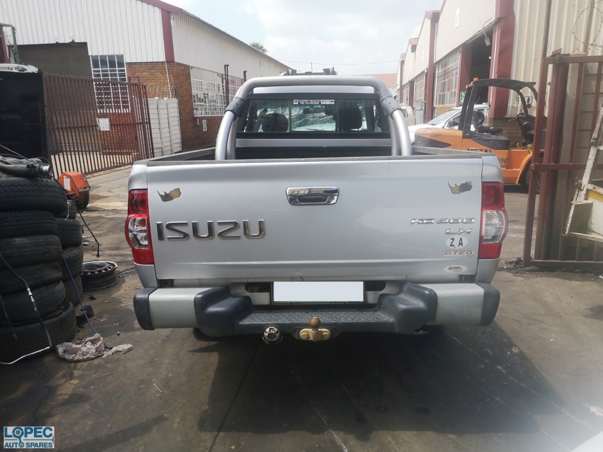 Isuzu  KB300 Dteq E/cab 
