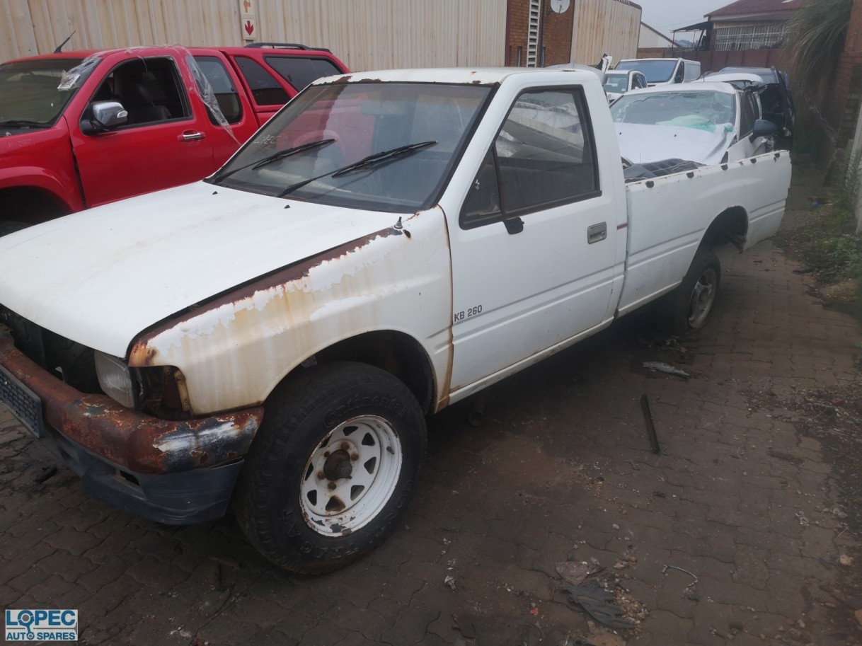 Isuzu  KB260 