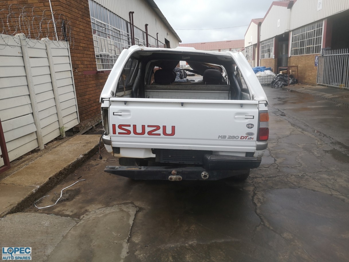Isuzu  KB280 DT LX D/Cab 