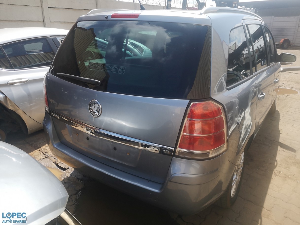 Opel  Zafira B 