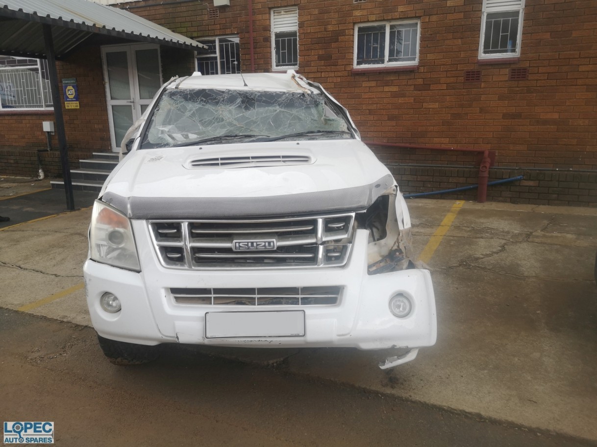 Isuzu  KB300 Dteq Ex/Cab 4x4