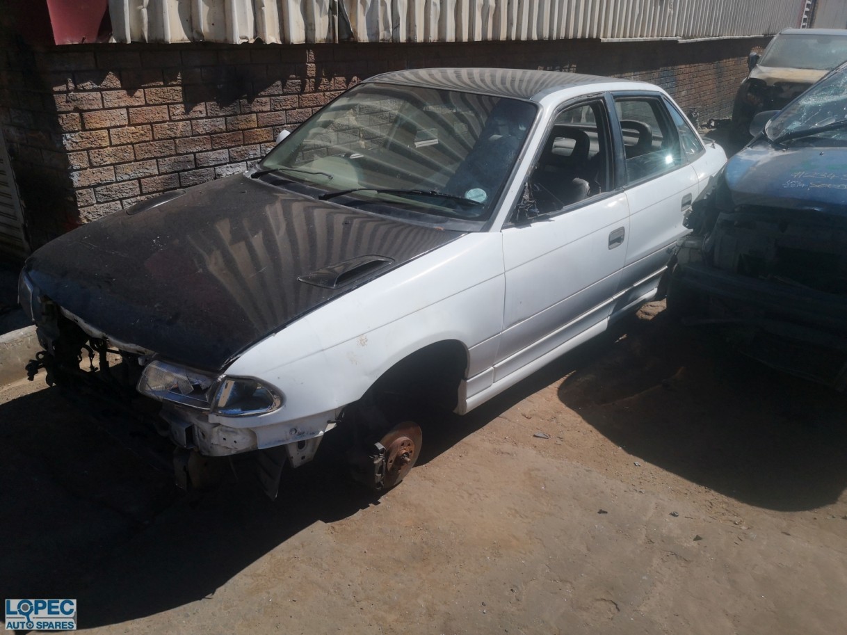 Opel  Astra F Sedan 
