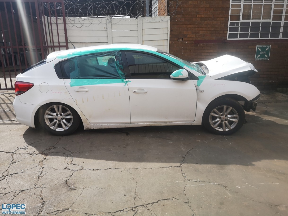 Chevrolet  Cruze Sedan 