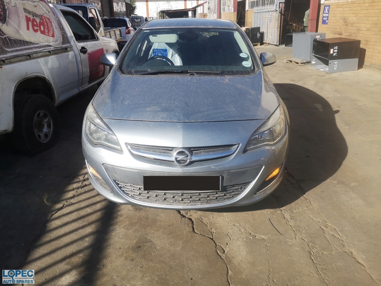 Opel  Astra J