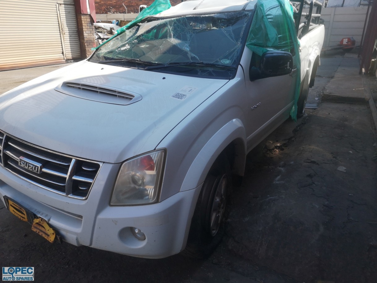Isuzu  KB 3.0 4x4 Extended cab 