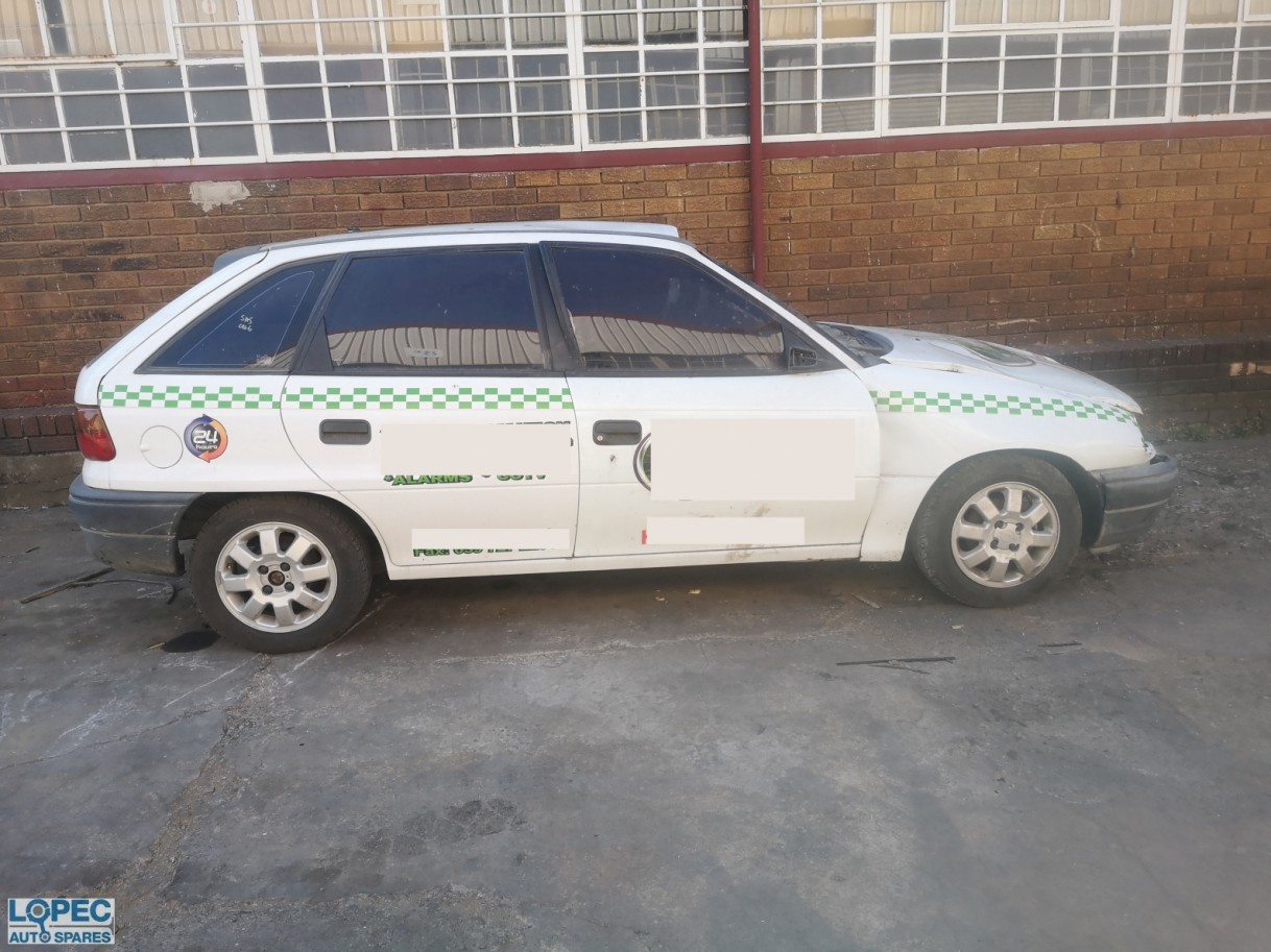 Opel  Kadett 1.4 Hatch 