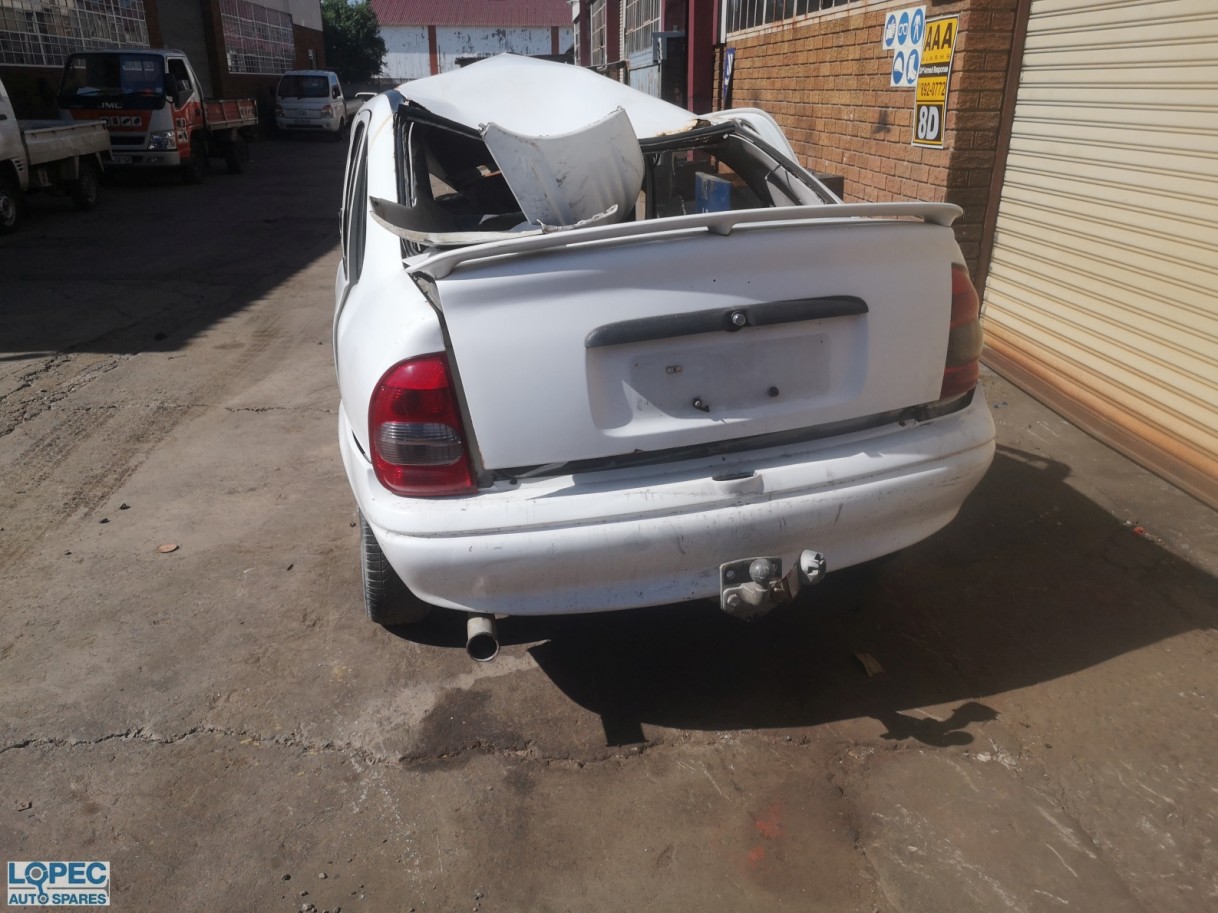 Opel  Corsa B Classic sedan 