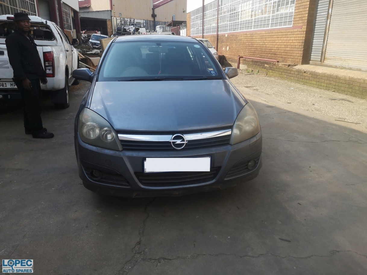 Opel  Astra H 