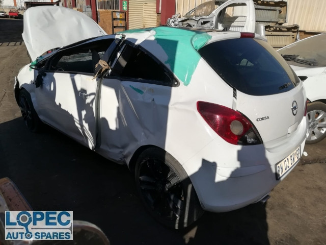 Opel  Corsa D 2DR 1.4 Hatch 