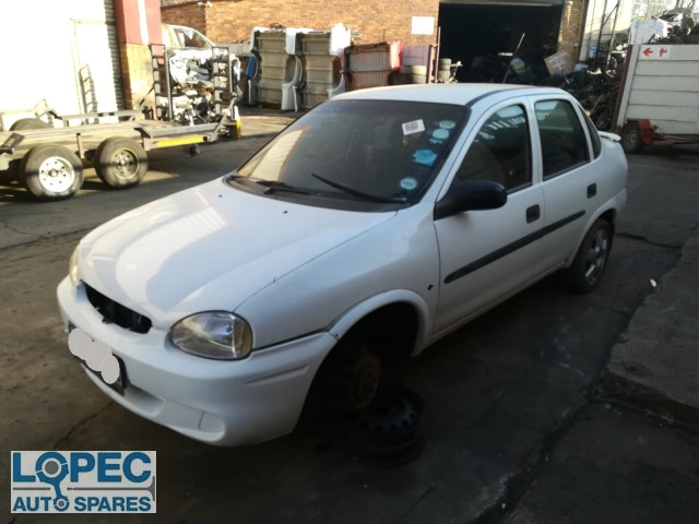Opel  Corsa B Sedan 