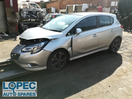 Opel  Corsa E 1.4T Hatch 