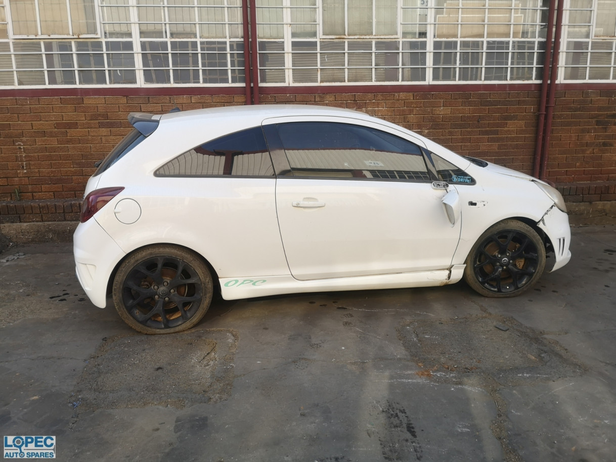 Opel  CORSA OPC