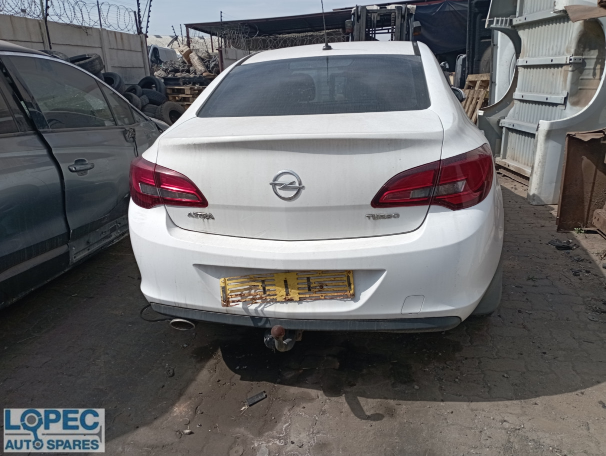 Opel Astra J