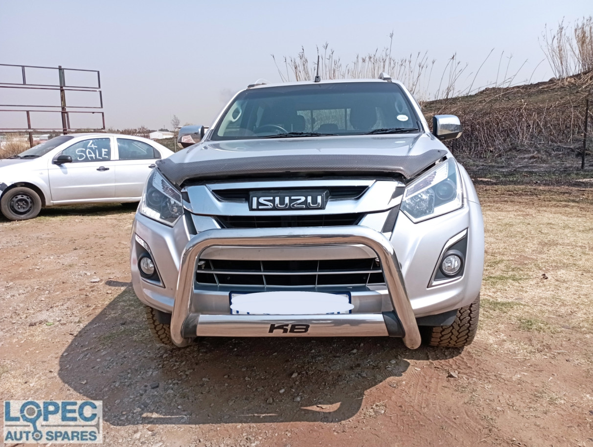 Isuzu  KB300 2016