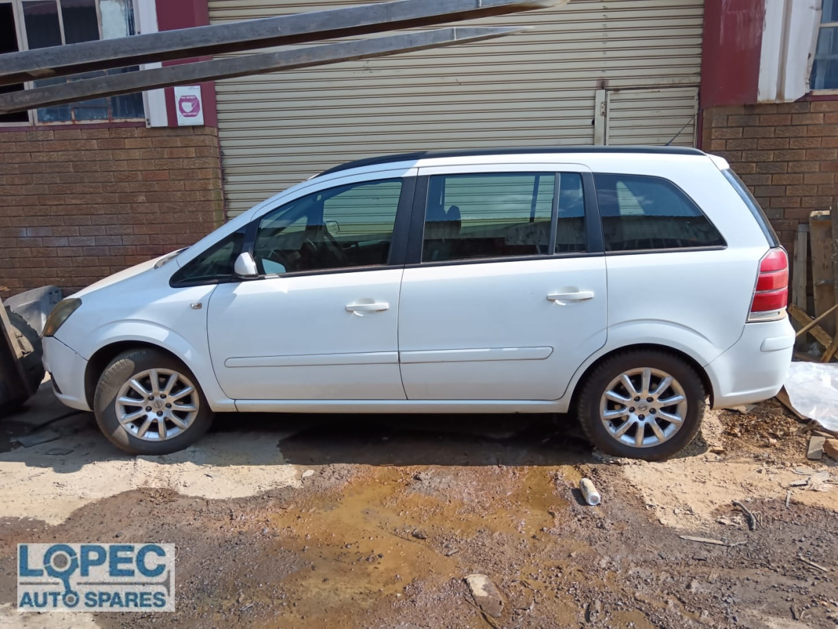 Opel Zafira B 